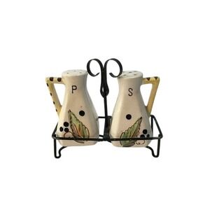 Vintage BP Japan Salt &‎ Pepper Shakers in a Metal Wire Caddy